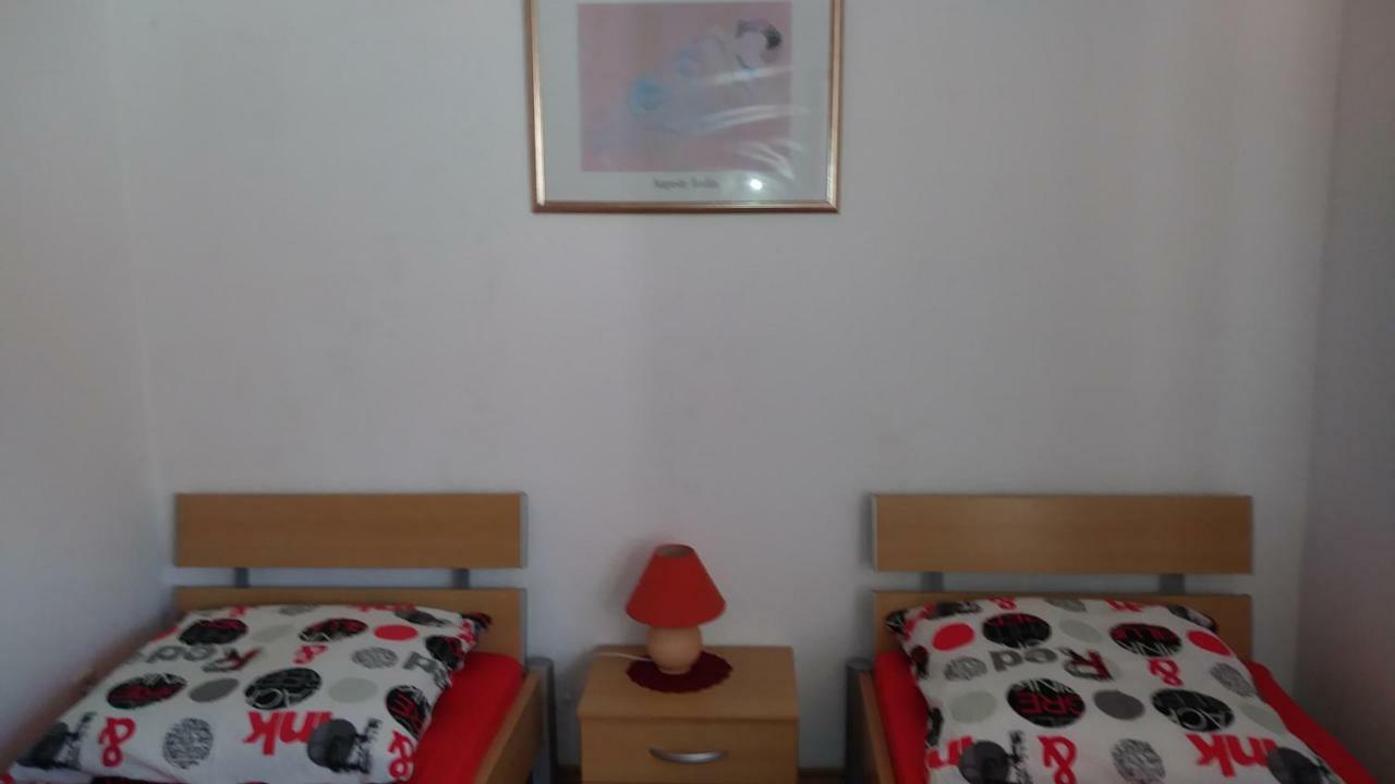 Ferienhaeuschen Villa Born Dış mekan fotoğraf